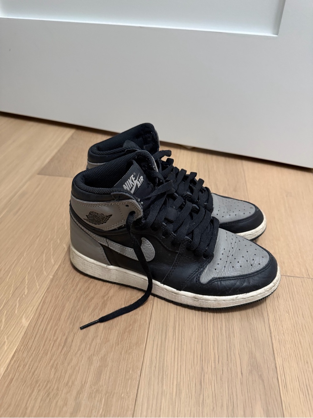 Nike Jordan 1 retro high shadows